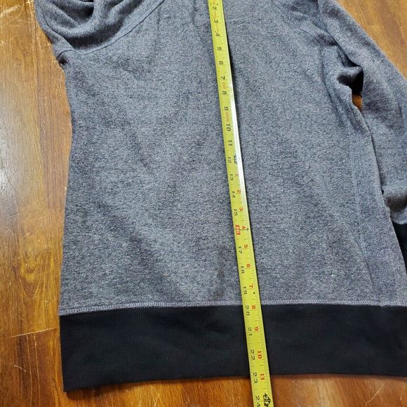 Calvin Klein Performance Sweatshirt Cowl Neck Pullover Quick Dry Gray Women's Sm - Picture 12 of 13